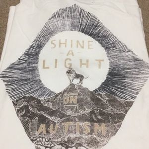 sevenly - ‘shine a light on autism’ tee
